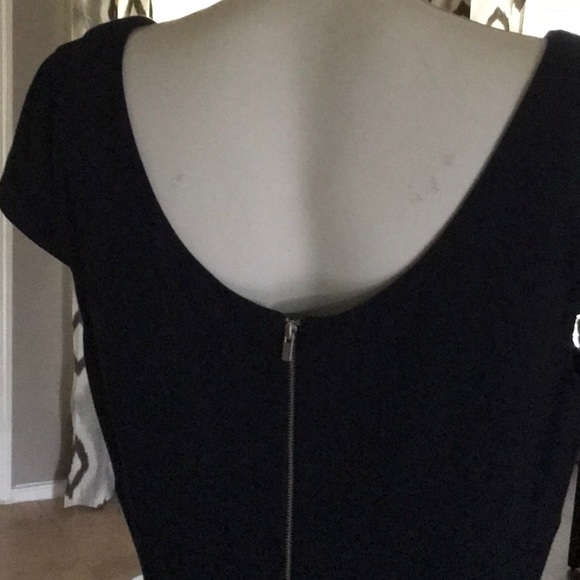 Banana Republic Fit & Flair dress - Picture 2 of 8